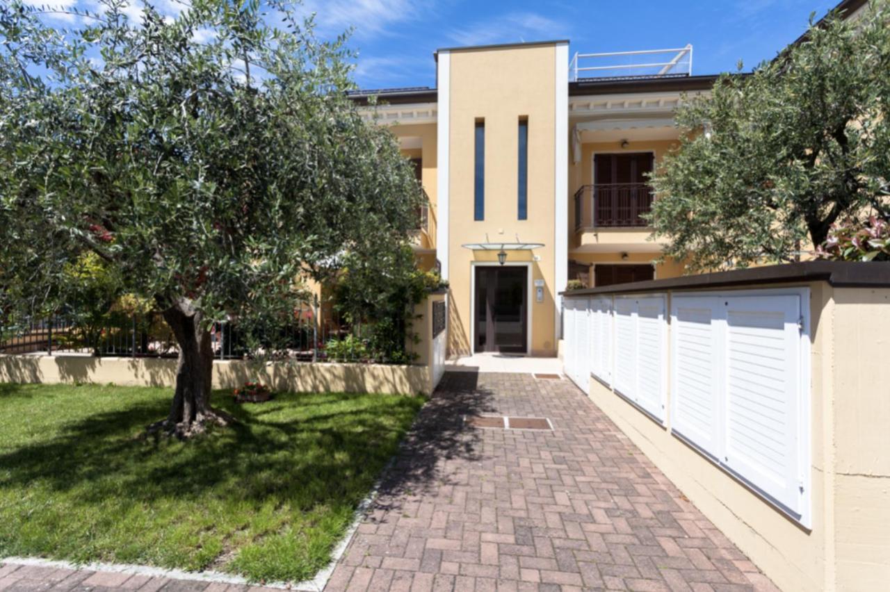 דירות מיסאנו אדריאטיקו Relax In Collina מראה חיצוני תמונה
